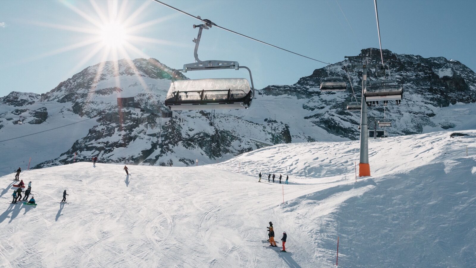 Skiing in Saas-Fee