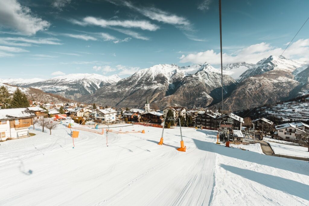 Skiing Unterbäch-Brandalp