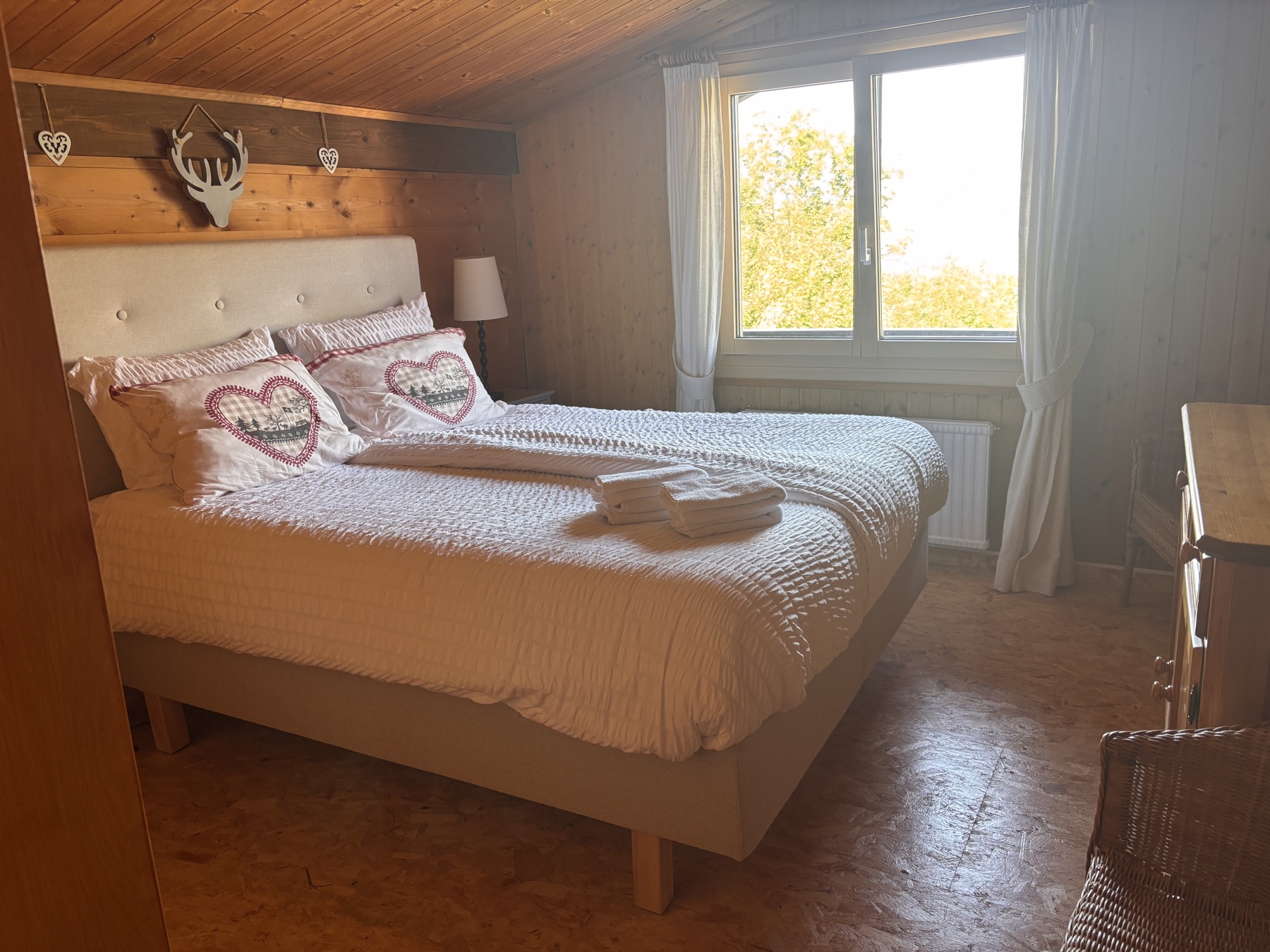 Bedroom 1 · double bed