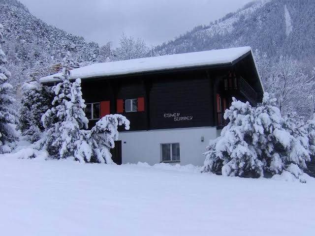 Chalet Blue Spoon through the seasons, exterior view